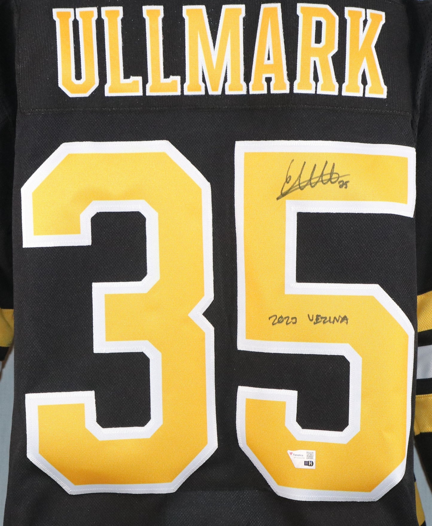 Linus Ullmark autographed Boston Bruins ADIDAS jersey with inscription