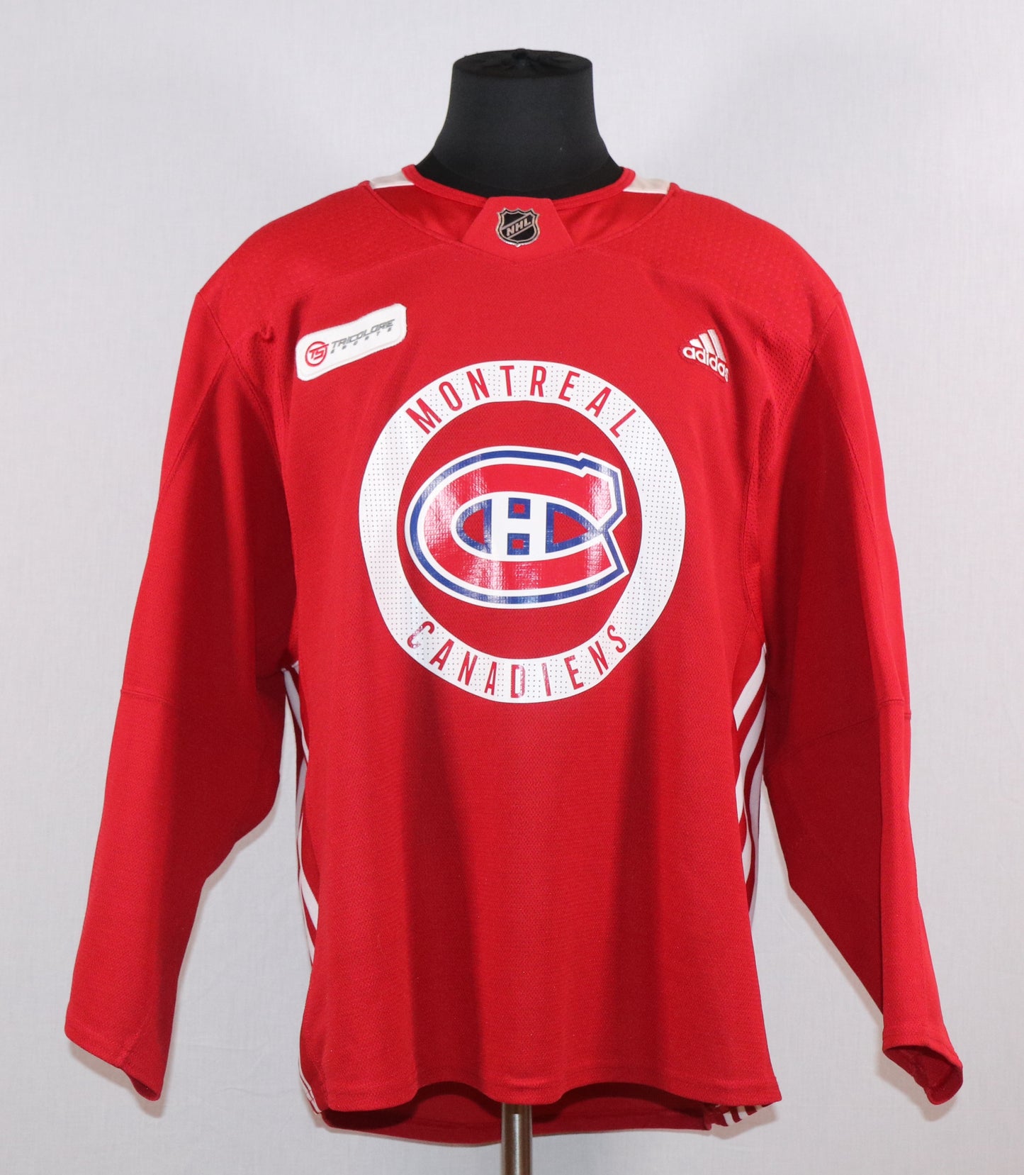 Gustav Lindstrom used Montreal Canadiens practice jersey