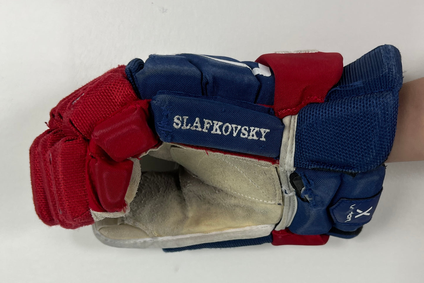 Juraj Slafkovsky game-used gloves Montreal Canadiens