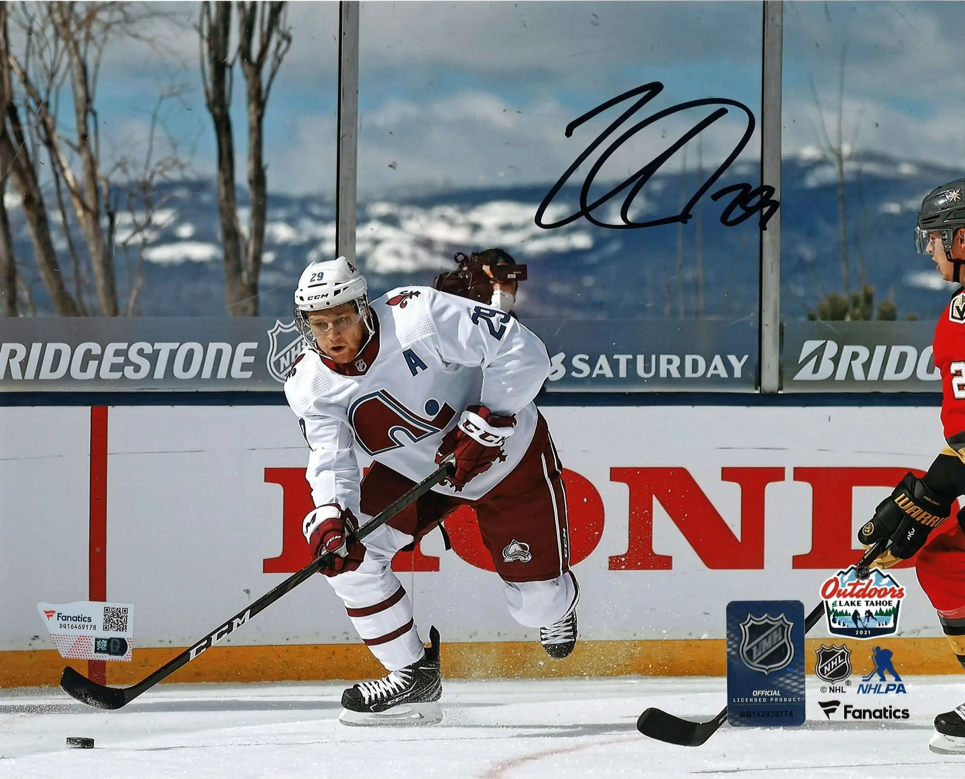 Nathan MacKinnon photo 8x10 autographiée