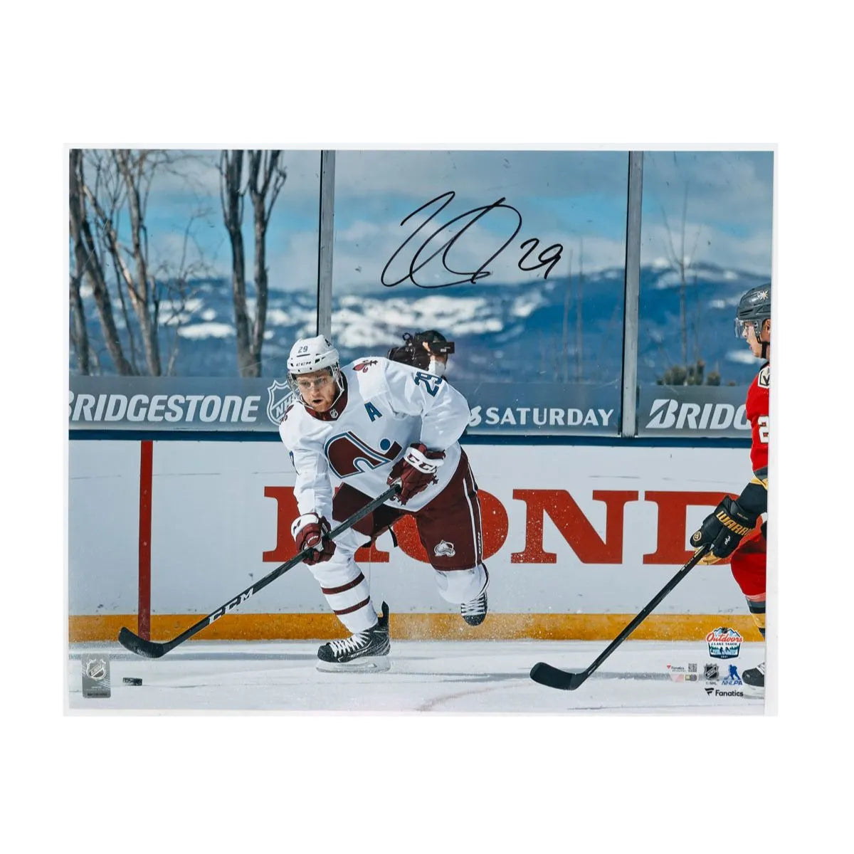 Photo Nathan MacKinnon autographiée Classique Lac Tahoe