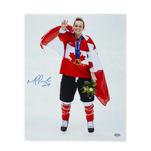 Photo Marie-Philip Poulin Médaille d'Or Team Canada 2014 autographiée