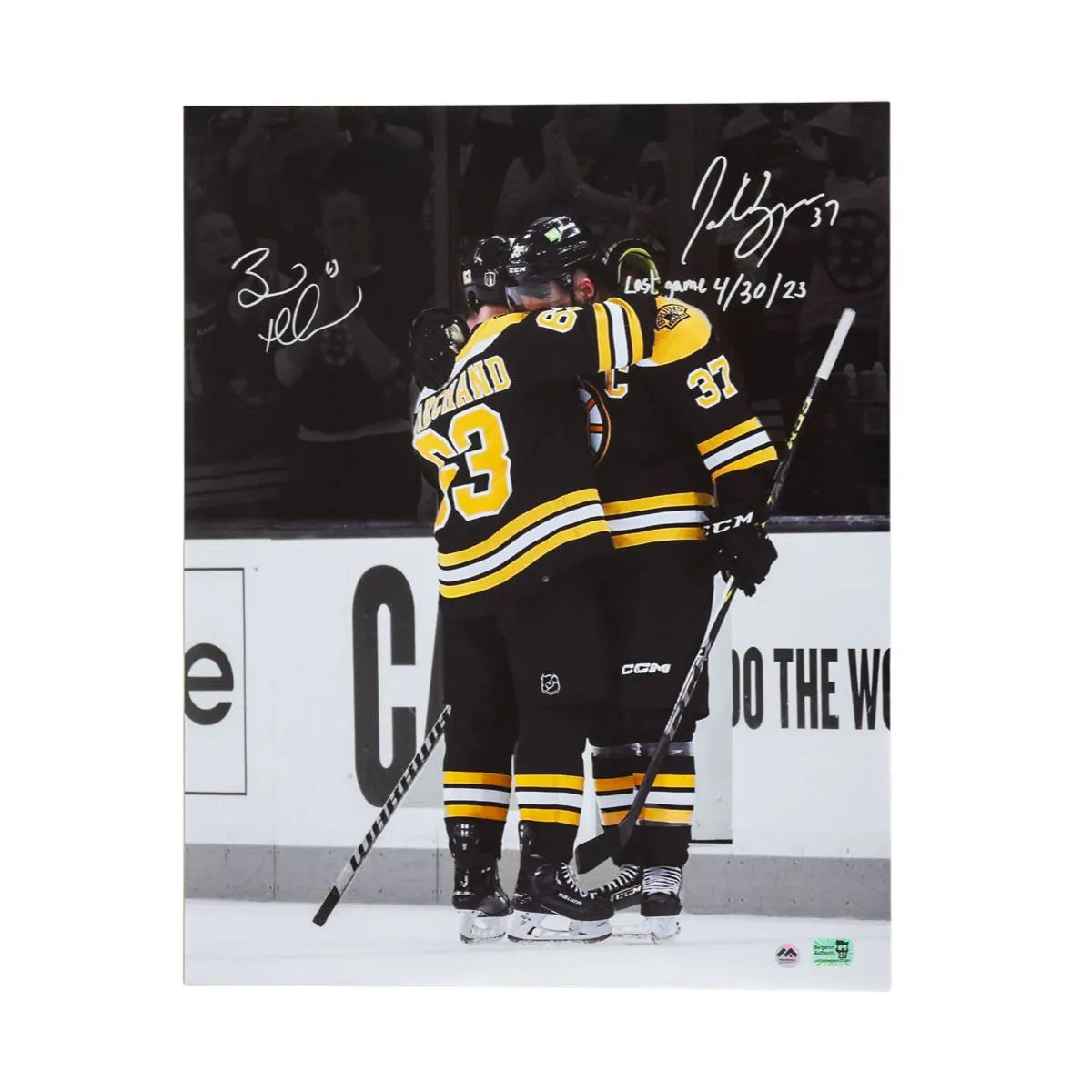 Patrice Bergeron et Brad Marchand Last Game 04/30/23 Passing the C