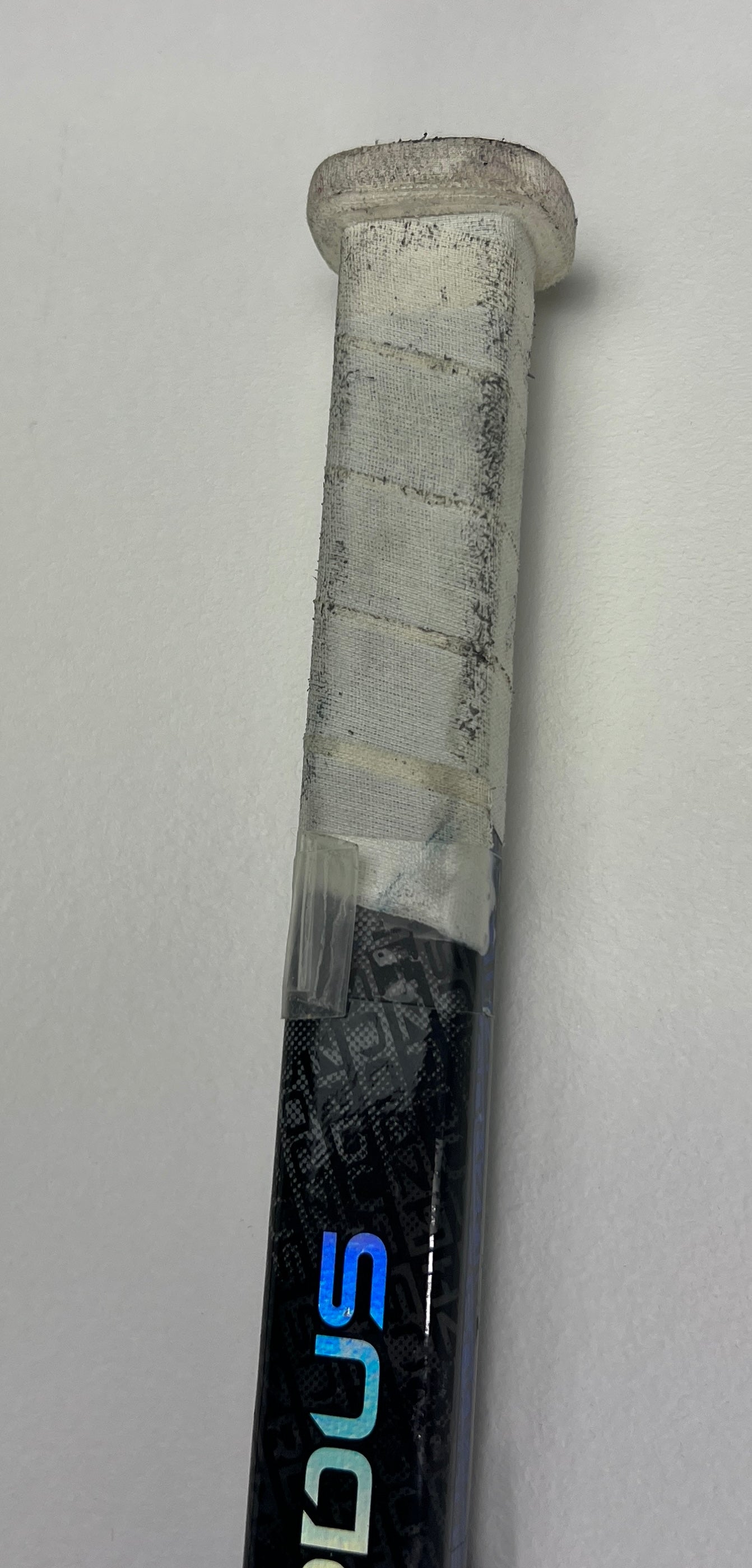 Mitch Marner game-used stick Toronto Maple Leafs -Boston Bruins with certificate and photomatch