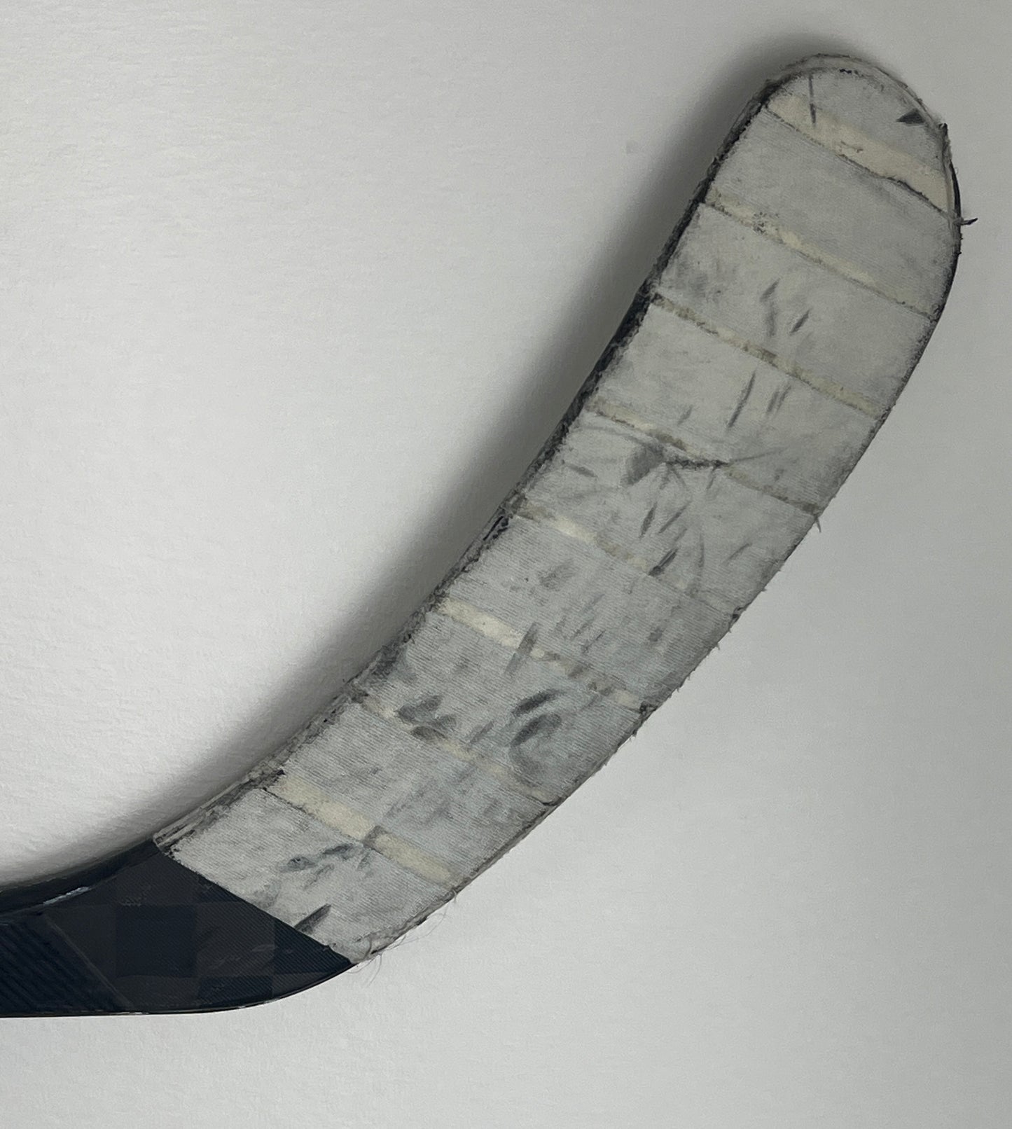 Mitch Marner game-used stick Toronto Maple Leafs -Boston Bruins with certificate and photomatch