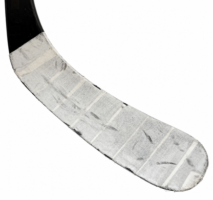 Lane Hutson bâton GAME-USED Canadiens de Montréal année recrue -1