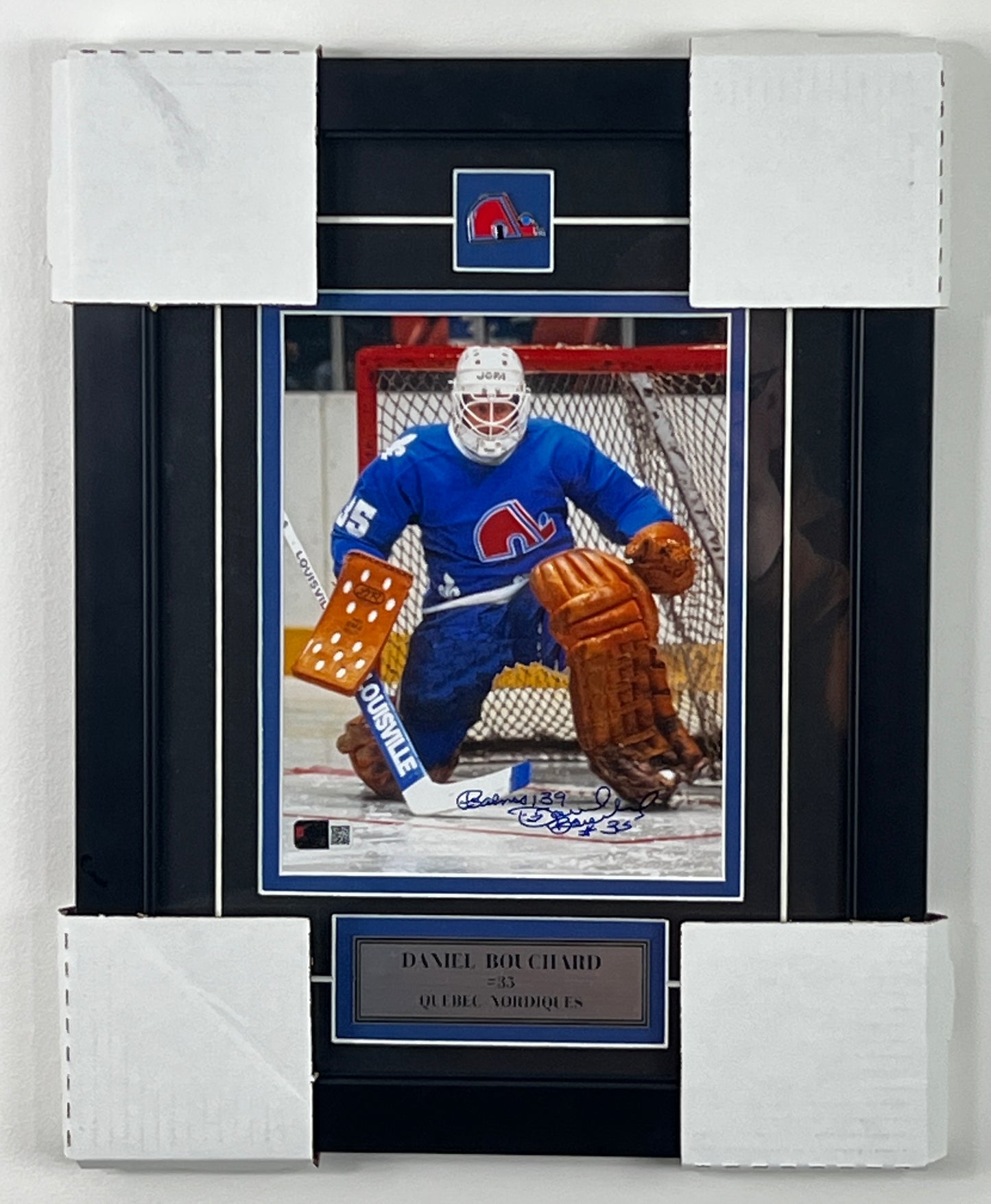 Daniel Bouchard 8x10 encadré avec épinglette et plaque des Nordiques de Québec