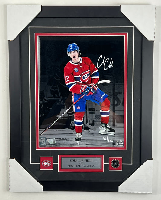 Cole Caufield cadre autographié avec photo 11x14 Canadiens de Montréal #/120