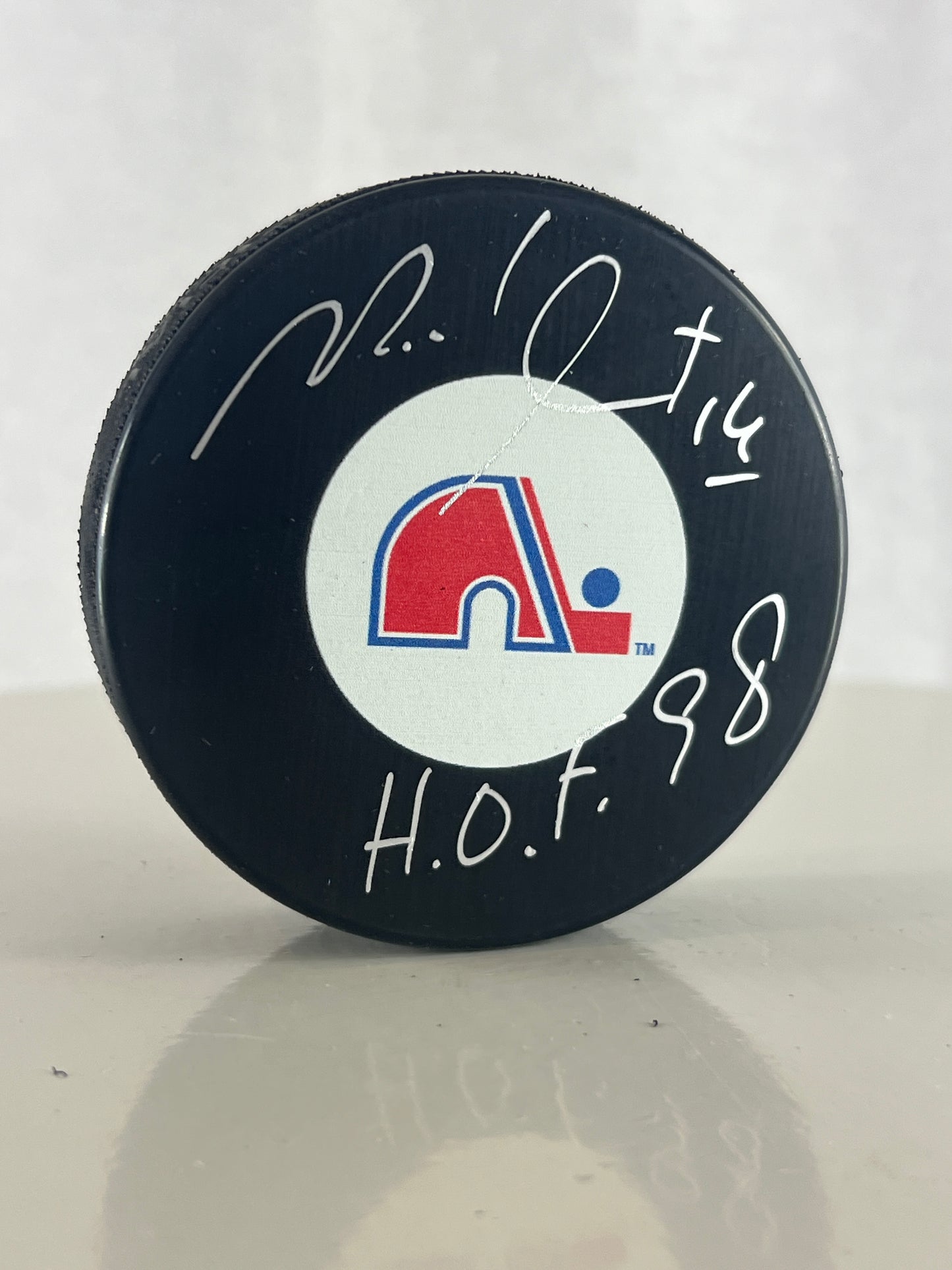 Michel Goulet rondelle NHL autographiée des Nordiques de Québec avec inscription