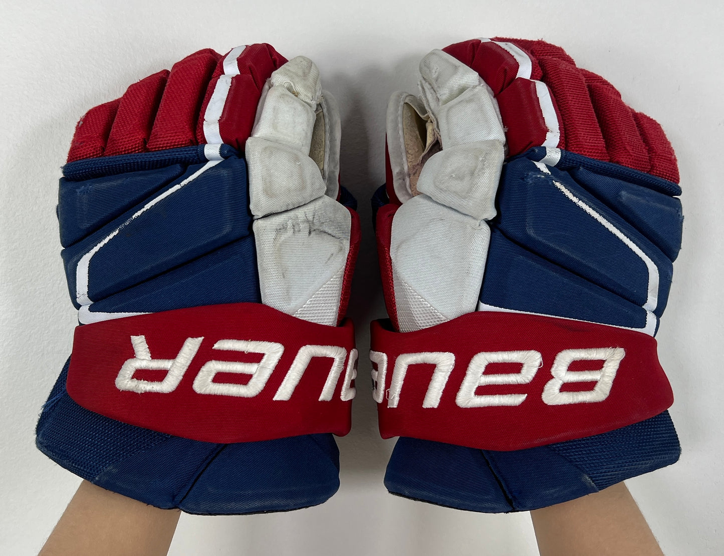 Juraj Slafkovsky game-used gloves Montreal Canadiens