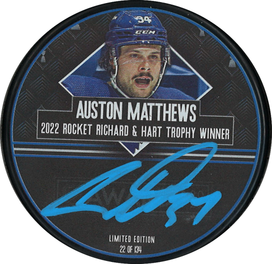 Auston Matthews rondelles autographiée des Maple Leafs de Toronto #22/134
