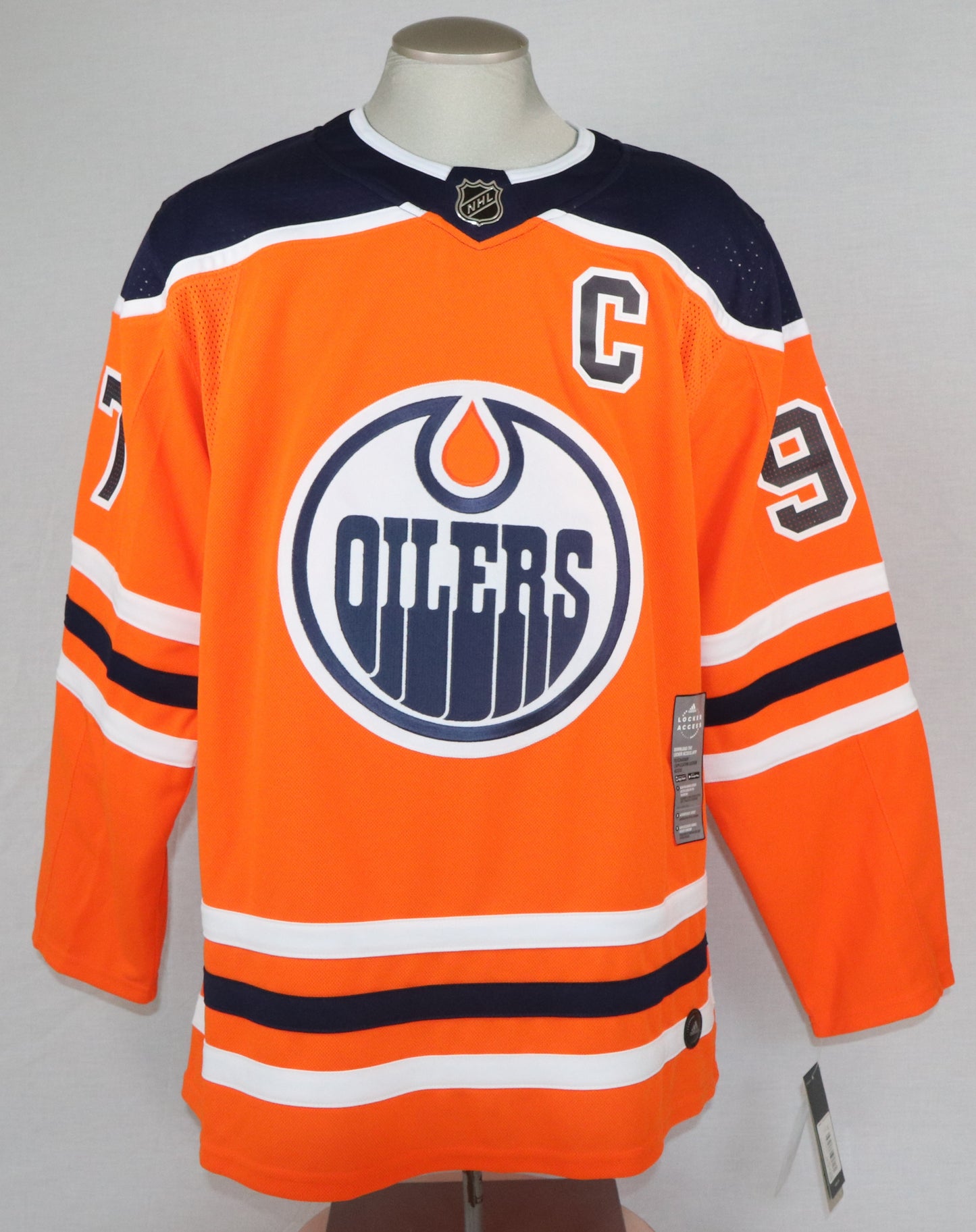 Connor McDavid Edmonton Oilers Jersey Autographed by Upper Deck Authenticated and Numbered 40/97