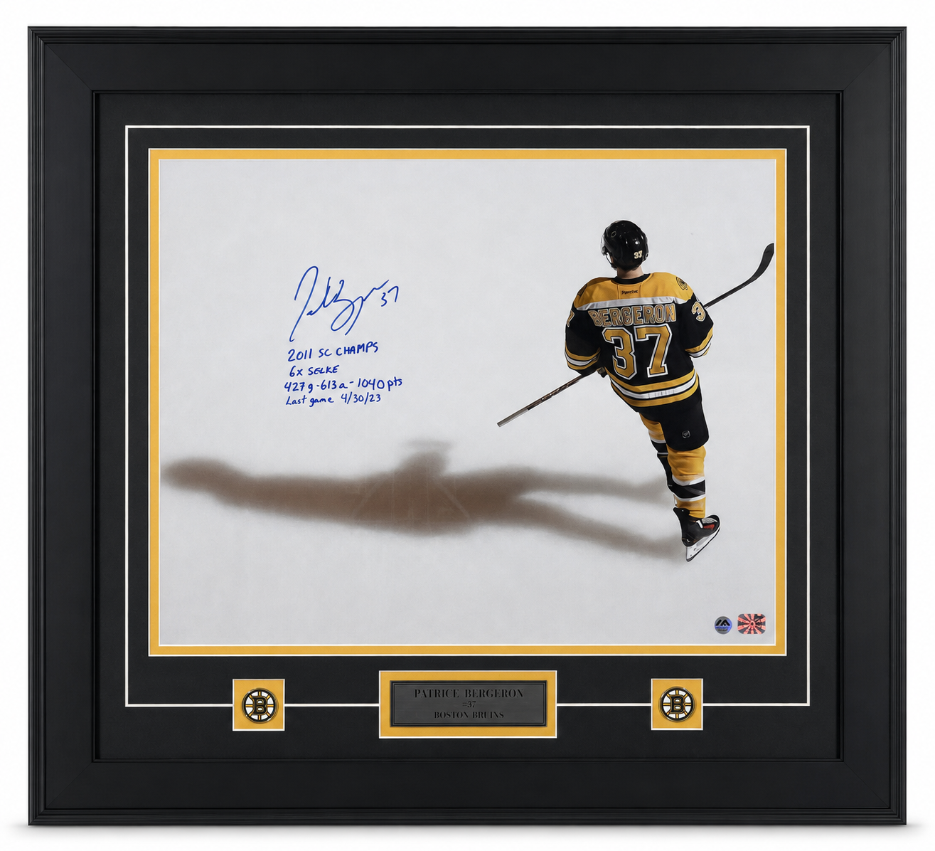 Patrice Bergeron photo 16x20 autographed and framed with 4 inscriptions (Bruins de Boston)