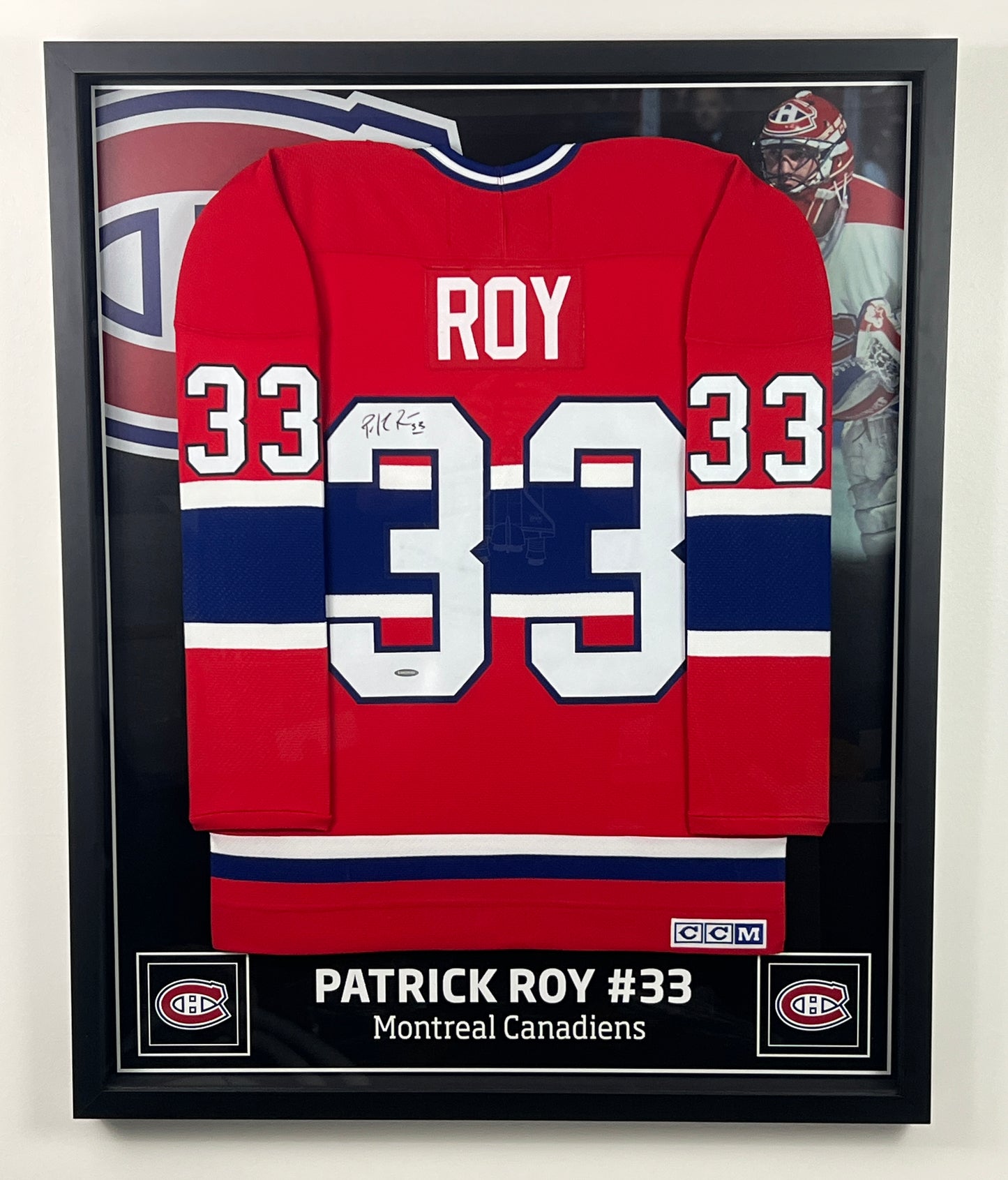Patrick Roy gilet CCM encadré, sérigraphié et autographié du Canadiens de Montréal