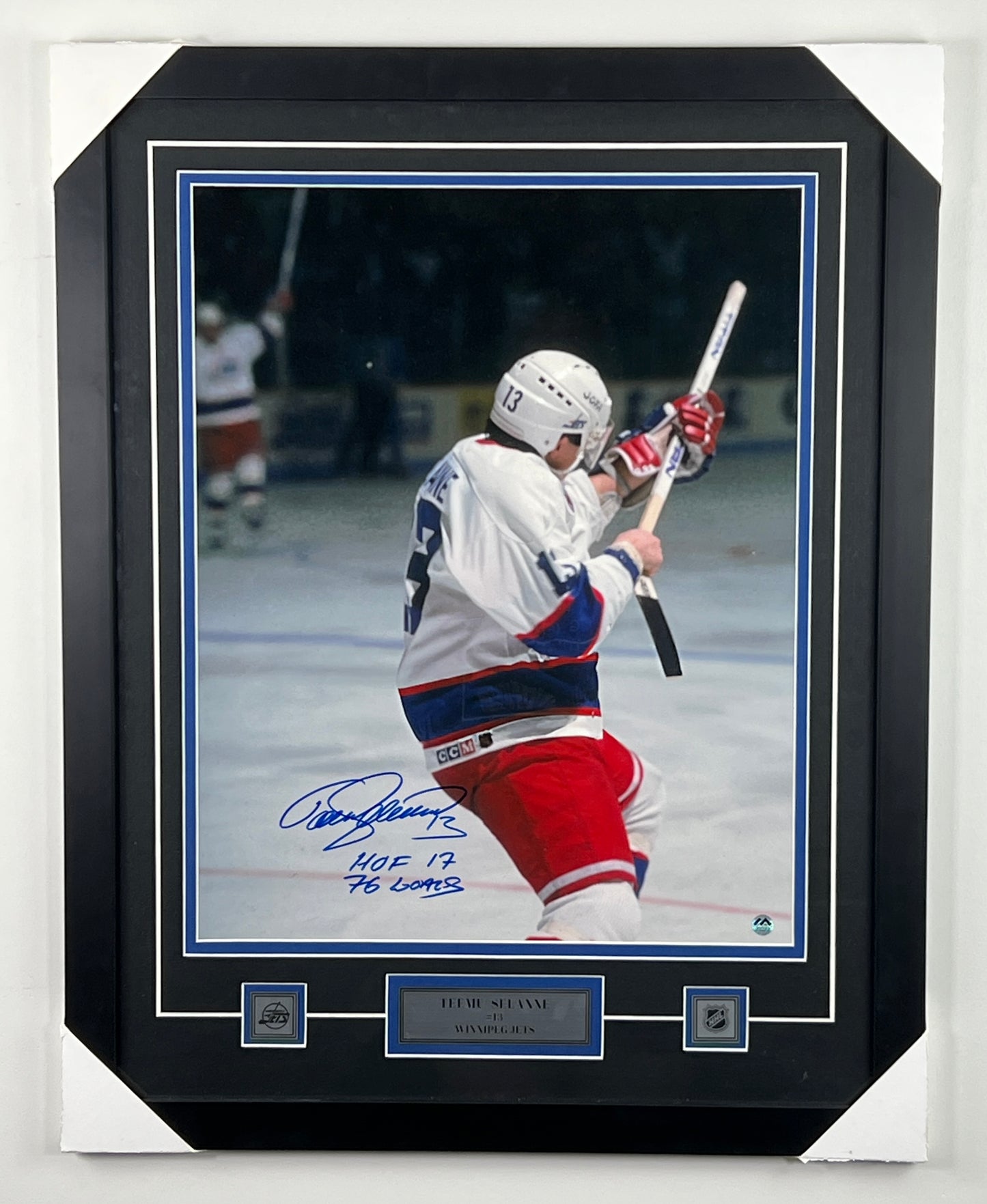 Teemu Selanne autographed and framed 16x20 photo with inscription (Winnipeg Jets)